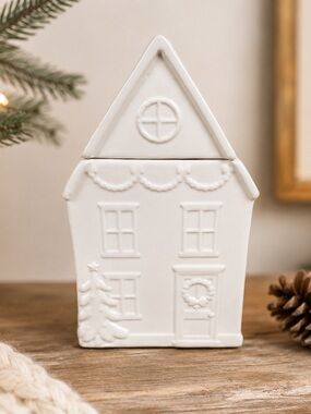 White Ceramic Canister Christmas Cottage House Cookie Jar Decor circa 2010